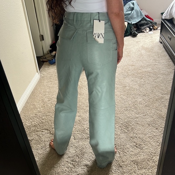 Zara baby blue faux leather pant - Picture 4 of 8
